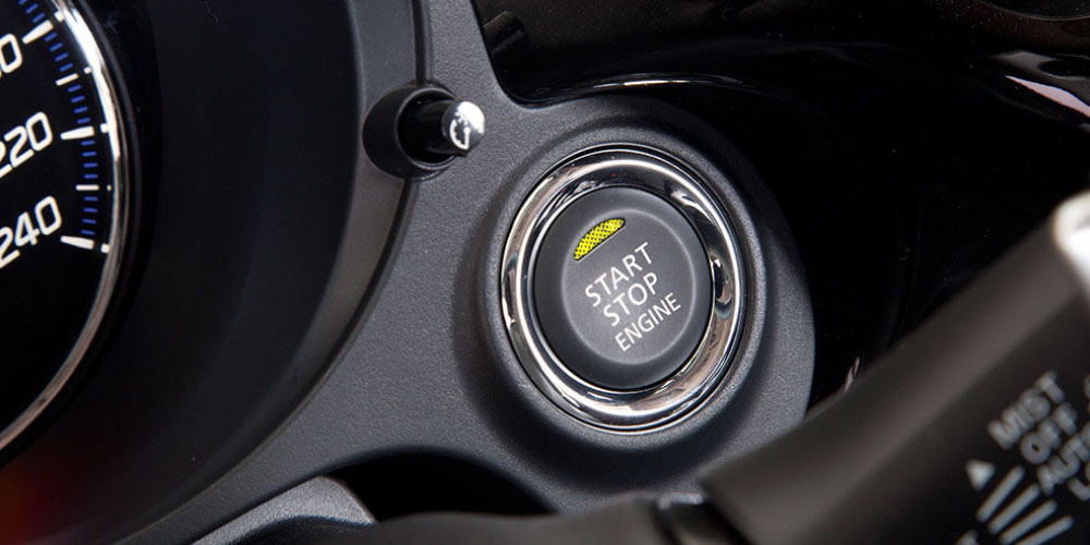 Mitsubishi Outlander 2015 Запуск двигателей кнопкой