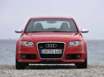 Audi RS4 2005 фото04