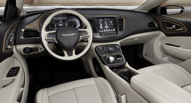 Chrysler 200C 2015
