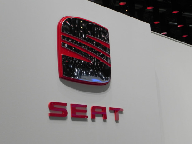 SEAT, 81e Salon International de l'Auto et accessoires - 1