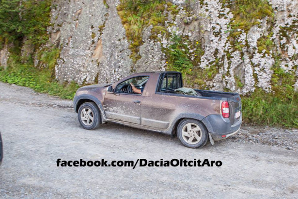 Dacia Duster пикап 2015 Фото 02
