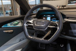 Концепт Audi E-tron Quattro Фото 02
