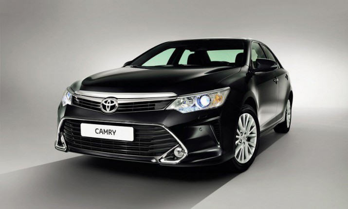 новое поколение седана Toyota Camry