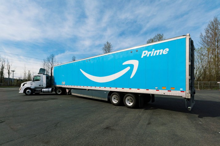 Amazon грузовик Фото 02