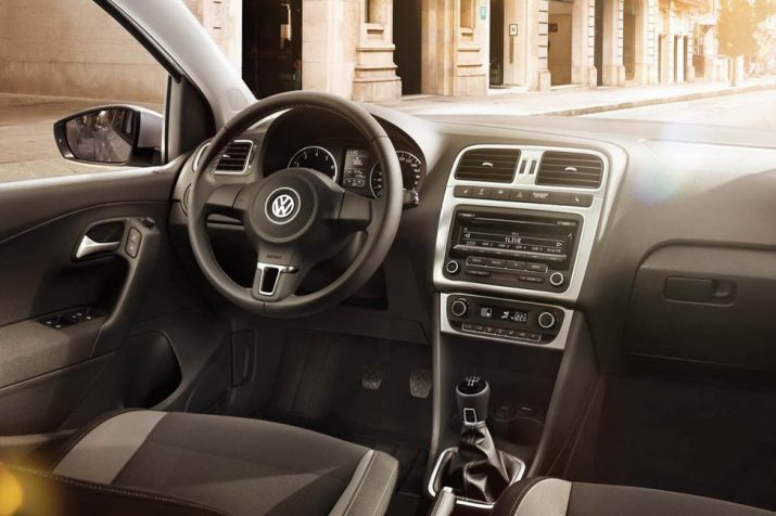 Volkswagen Polo представлен на российском рынке в новой комплектации Life. Комплектация поло лайф