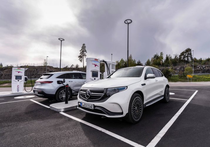 Mercedes EQC EV 2019 03