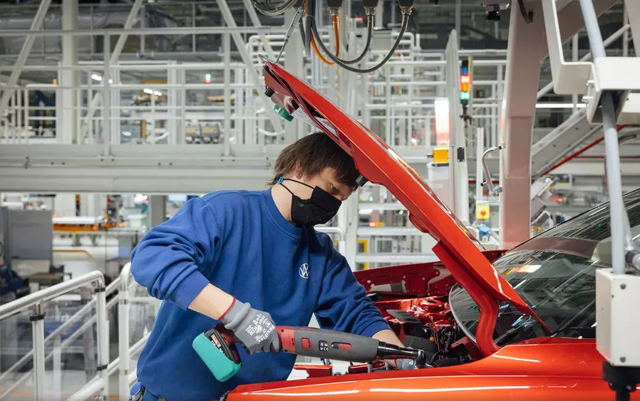 Предприятия Volkswagen в России могут не заработать в ближайшее время